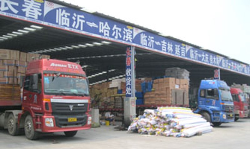 仓储配送行业新趋势：技术驱动与服务升级